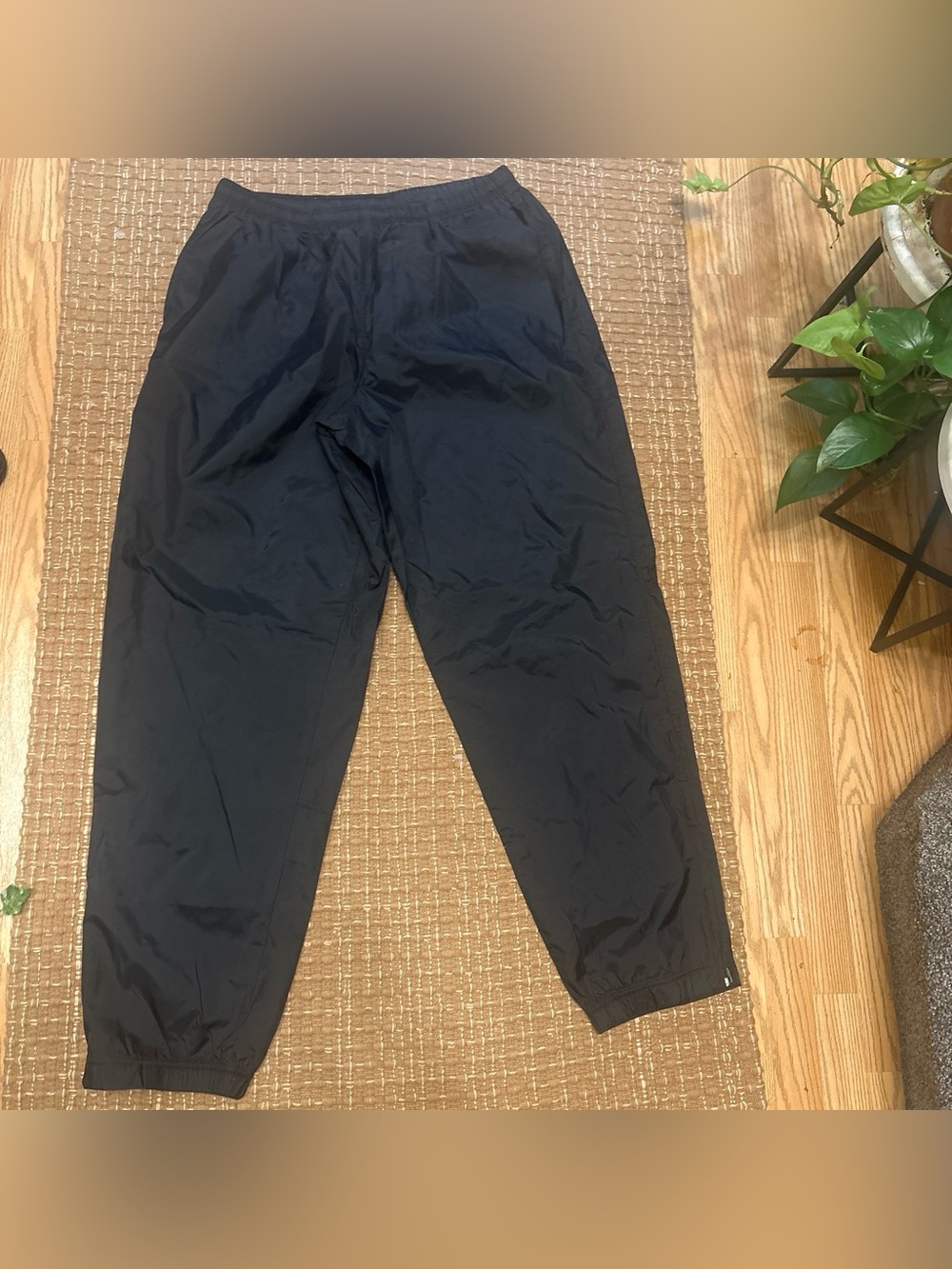 Nike Men's Black Elastic-Waist Jogger Pants